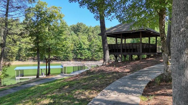 921 Ridge Pointe Way, Blairsville, GA 30512