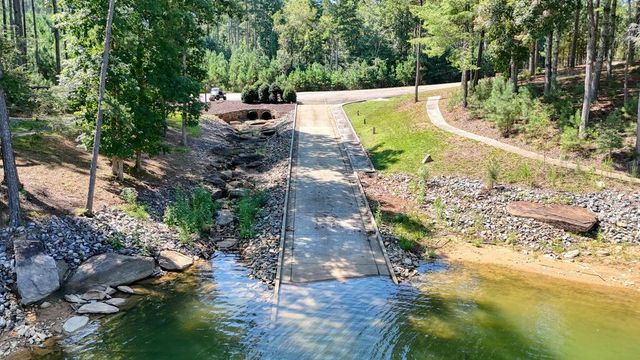 921 Ridge Pointe Way, Blairsville, GA 30512