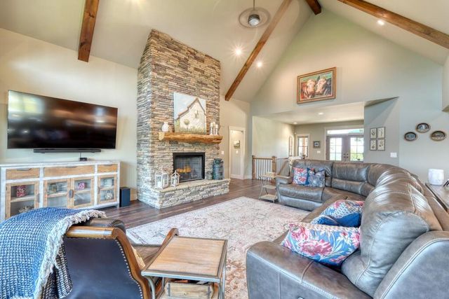 921 Ridge Pointe Way, Blairsville, GA 30512