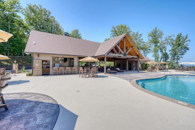921 Ridge Pointe Way, Blairsville, GA 30512