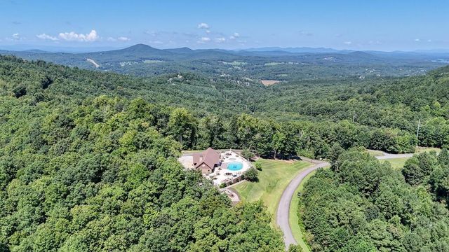 921 Ridge Pointe Way, Blairsville, GA 30512
