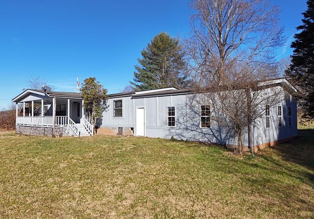 253 Windy Lane, Hiawassee, GA 30546