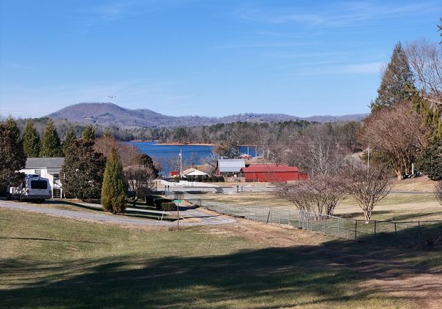 253 Windy Lane, Hiawassee, GA 30546