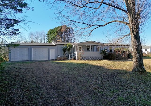 253 Windy Lane, Hiawassee, GA 30546