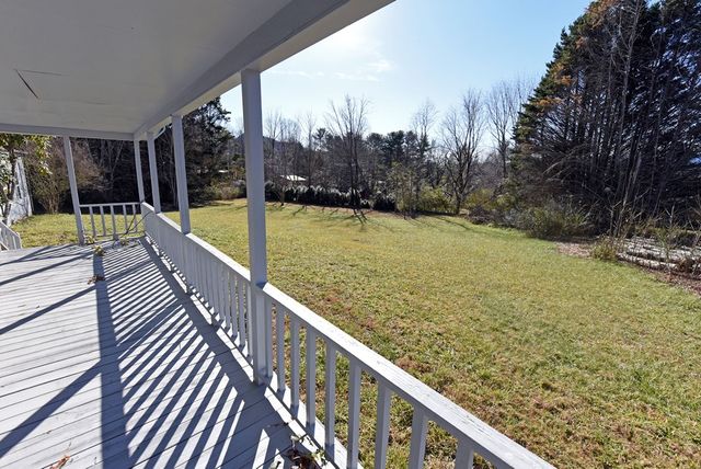 253 Windy Lane, Hiawassee, GA 30546