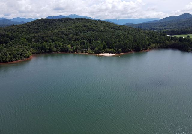 253 Windy Lane, Hiawassee, GA 30546