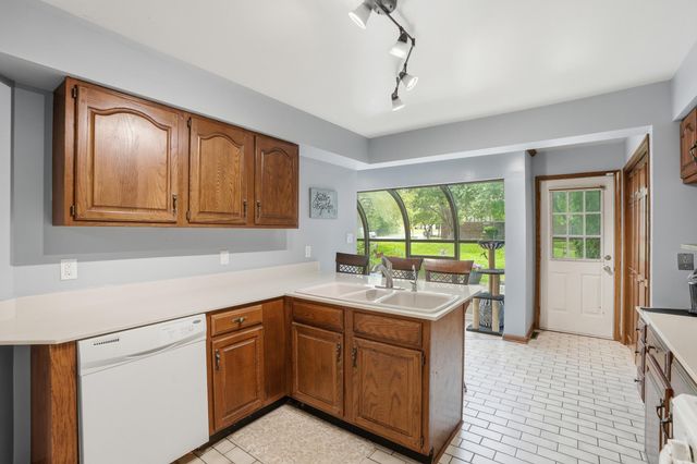 2023 Dorchester Lane 1, Schererville, IN 46375