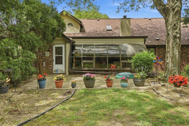 2023 Dorchester Lane 1, Schererville, IN 46375