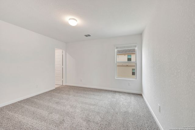 10419 White Hart Lane, Converse, TX 78109