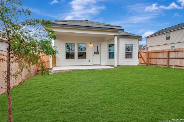 10419 White Hart Lane, Converse, TX 78109