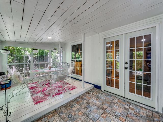 5304 Umbrella Pine Court, Arlington, TX 76018