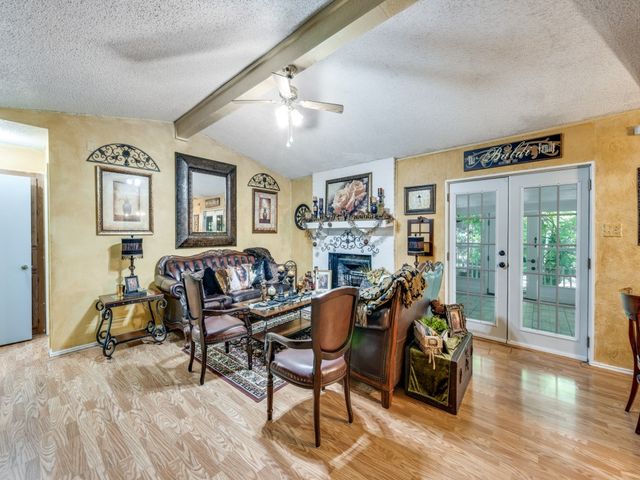 5304 Umbrella Pine Court, Arlington, TX 76018