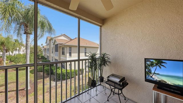 8389 WINGATE DRIVE 2323, Sarasota, FL 34238