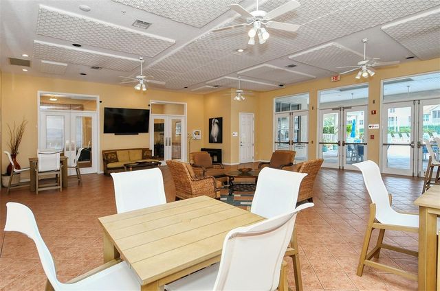 8389 WINGATE DRIVE 2323, Sarasota, FL 34238