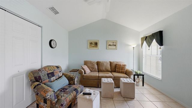 8389 WINGATE DRIVE 2323, Sarasota, FL 34238