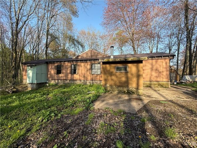 304 Canfield Road, Parish, NY 13131