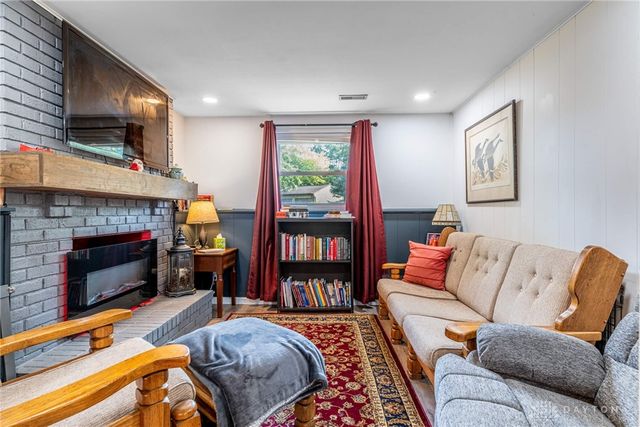 3201 Charlotte Mill Drive, Miamisburg, OH 45342