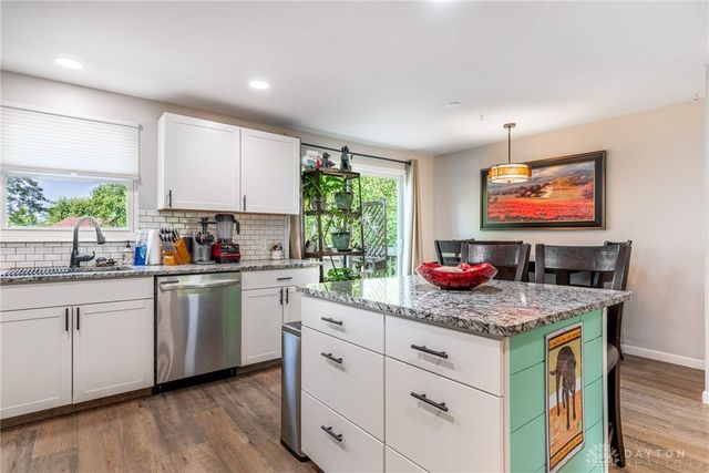 3201 Charlotte Mill Drive, Miamisburg, OH 45342