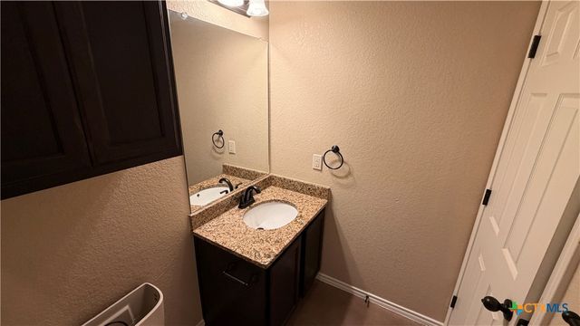 708 Saengerhalle Road, New Braunfels, TX 78130