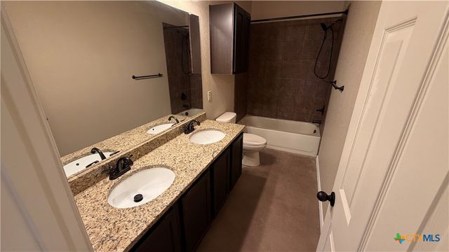 708 Saengerhalle Road, New Braunfels, TX 78130