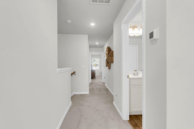 305 Clipper Court, Summerville, SC 29486