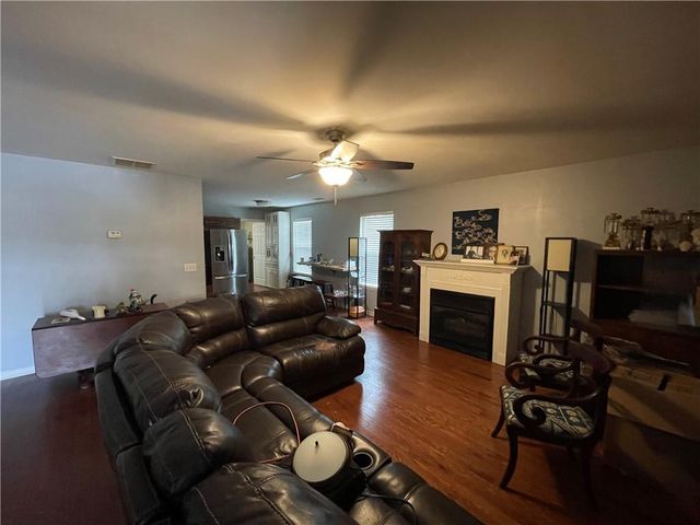 4579 Dogwood Valley Road, Tunnel Hill, GA 30755