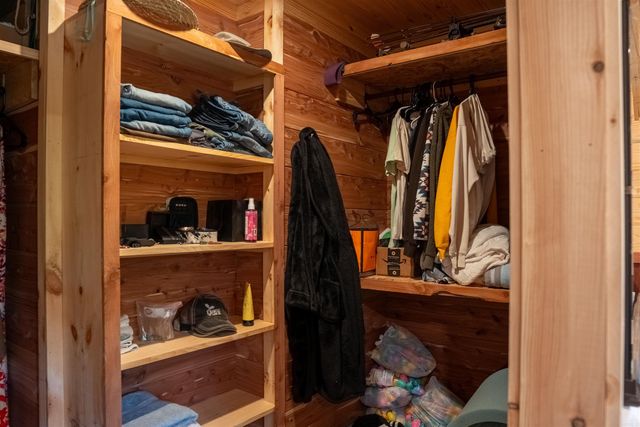 1269 Blackland Road, Oil Trough, AR 72564