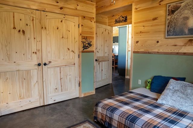 1269 Blackland Road, Oil Trough, AR 72564