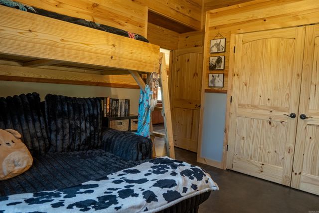 1269 Blackland Road, Oil Trough, AR 72564