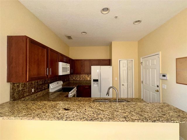 6112 CHAPLEDALE DRIVE, Orlando, FL 32829