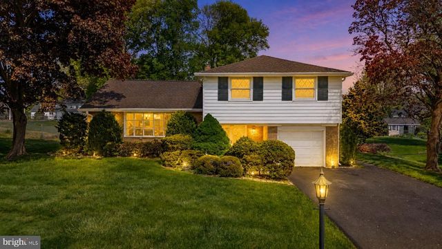 180 E RAMBLER DR, Holland, PA 18966