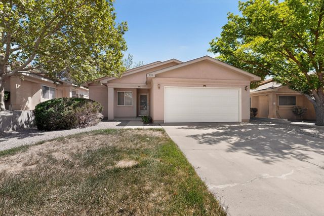 3158 Chama Meadows Drive NE, Rio Rancho, NM 87144