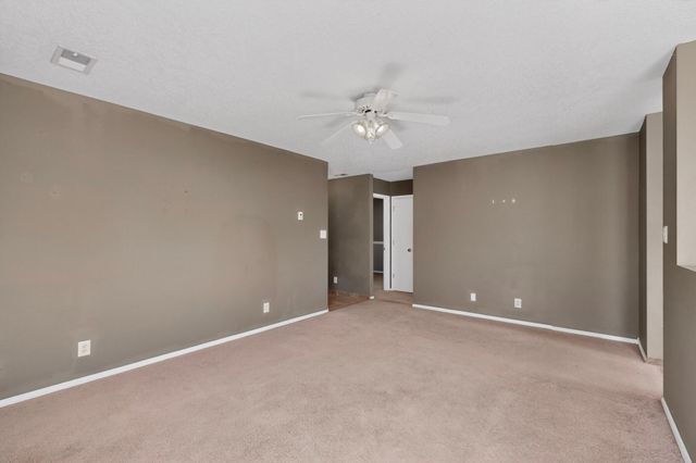 3158 Chama Meadows Drive NE, Rio Rancho, NM 87144