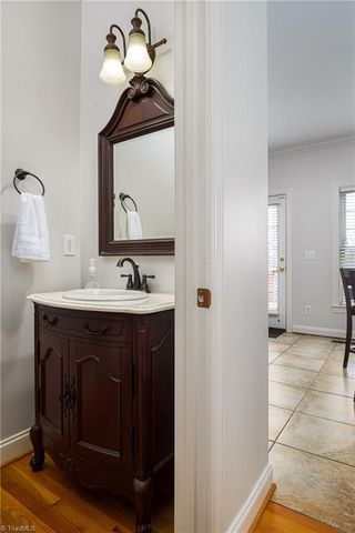 1007 Castle Pines Court, Clemmons, NC 27012