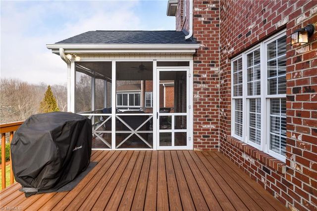 1007 Castle Pines Court, Clemmons, NC 27012