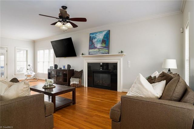 1007 Castle Pines Court, Clemmons, NC 27012