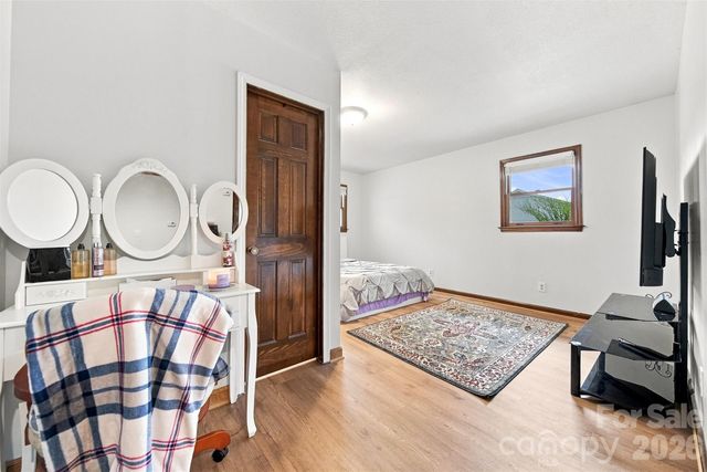 512 Garrou Avenue SE, Valdese, NC 28690