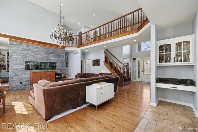 20400 Robinway Drive, Macomb, MI 48036
