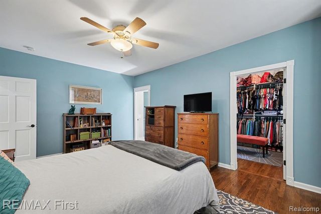 20400 Robinway Drive, Macomb, MI 48036