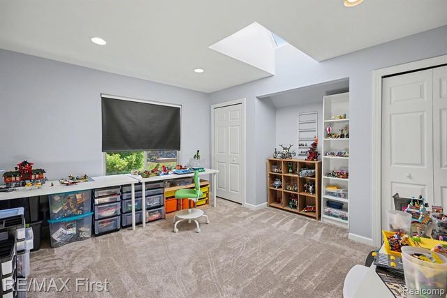 20400 Robinway Drive, Macomb, MI 48036