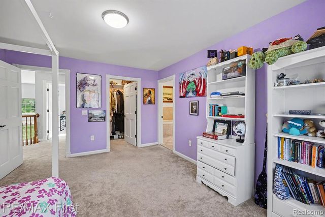 20400 Robinway Drive, Macomb, MI 48036