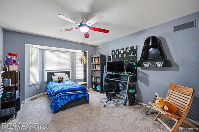 20400 Robinway Drive, Macomb, MI 48036