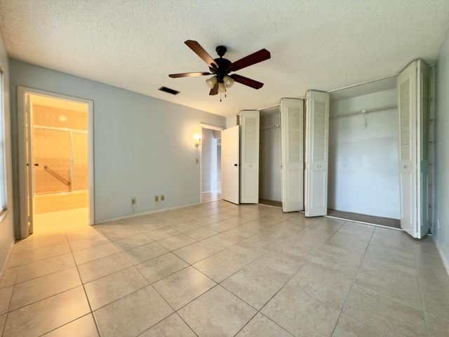 170 Amherst Lane, Lake Worth, FL 33467