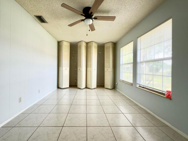 170 Amherst Lane, Lake Worth, FL 33467