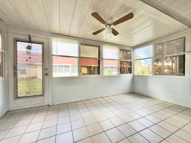 170 Amherst Lane, Lake Worth, FL 33467