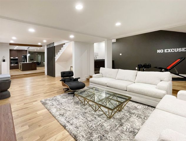 6802 Bert Lane, Dallas, TX 75240