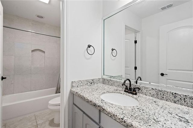 2307 26th Drive N, Hidalgo, TX 78557