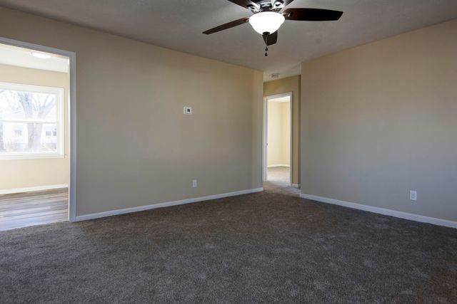 1940 S Franklin Avenue, Springfield, MO 65807