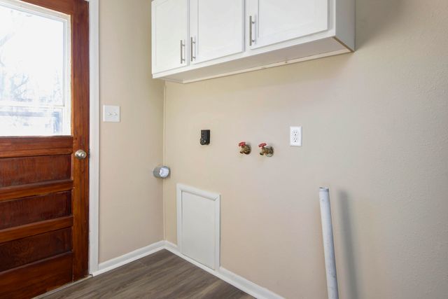 1940 S Franklin Avenue, Springfield, MO 65807