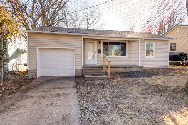 1940 S Franklin Avenue, Springfield, MO 65807